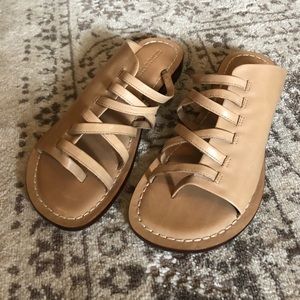 Taupe leather sandals.